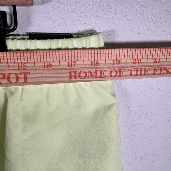 NWT!! Nike Women's Utility Cargo Skirt Yellow Style CZ8907-701 | Size‎ XL - Picture 7 of 8